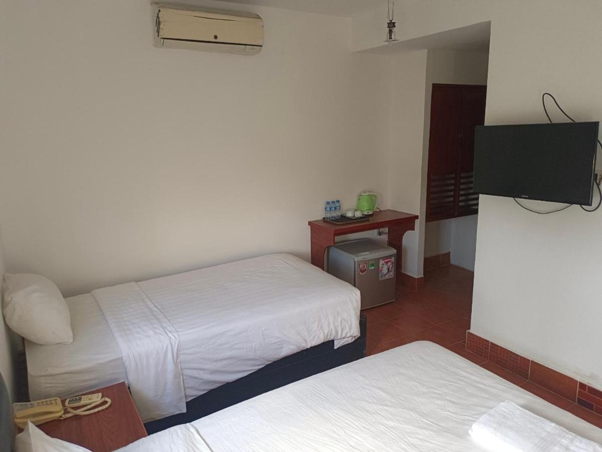 Vang Vieng Trendy Hotel ภายนอก รูปภาพ