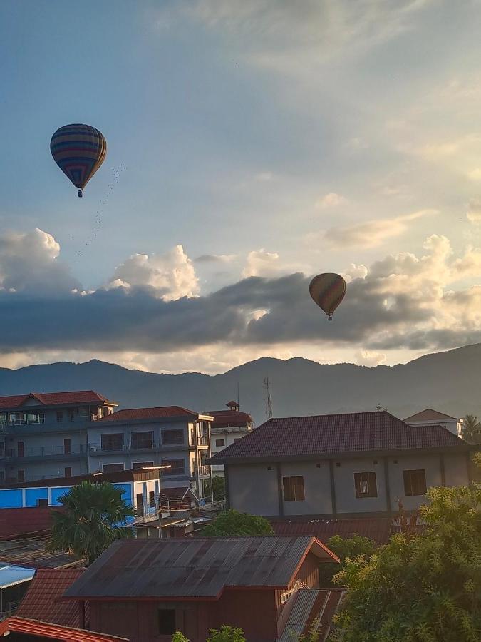 Vang Vieng Trendy Hotel ภายนอก รูปภาพ