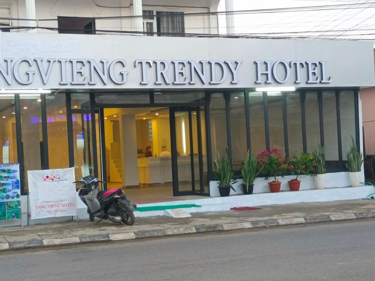 Vang Vieng Trendy Hotel ภายนอก รูปภาพ