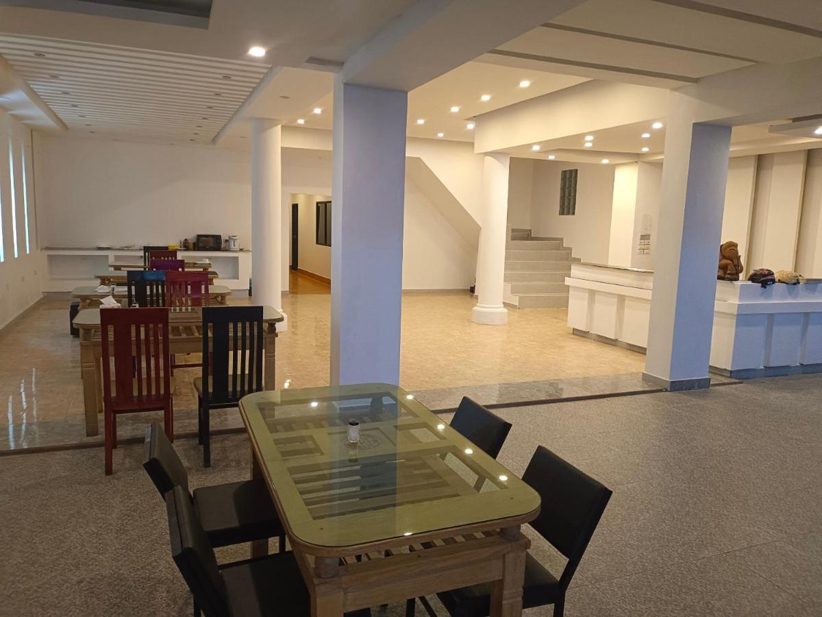 Vang Vieng Trendy Hotel ภายนอก รูปภาพ